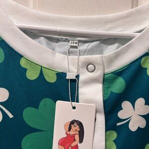 Plus Size Green Clover Print Top with White Trim